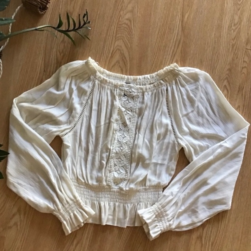 H&M cream bell sleeve crochet crop top